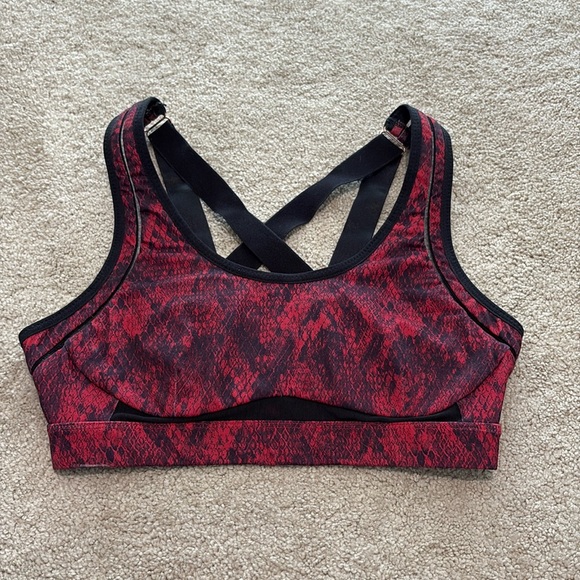 Fabletics Other - Fabletics sports bra, size M